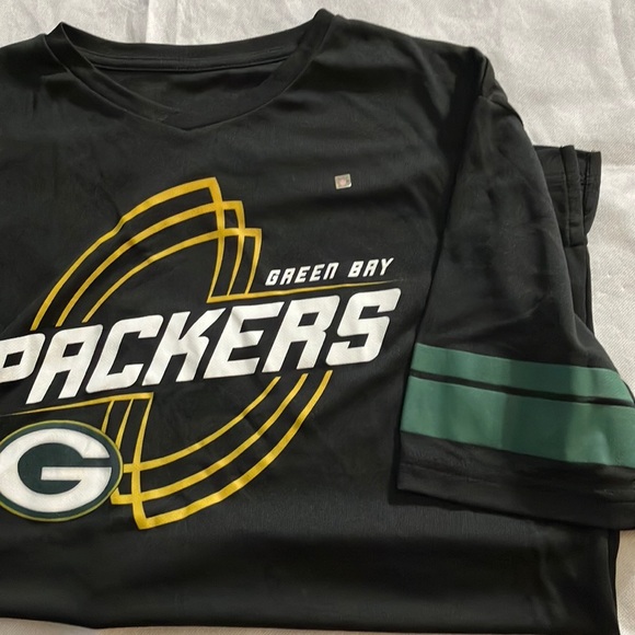 Green Bay Packers Team Shirt - Picture 8 of 15